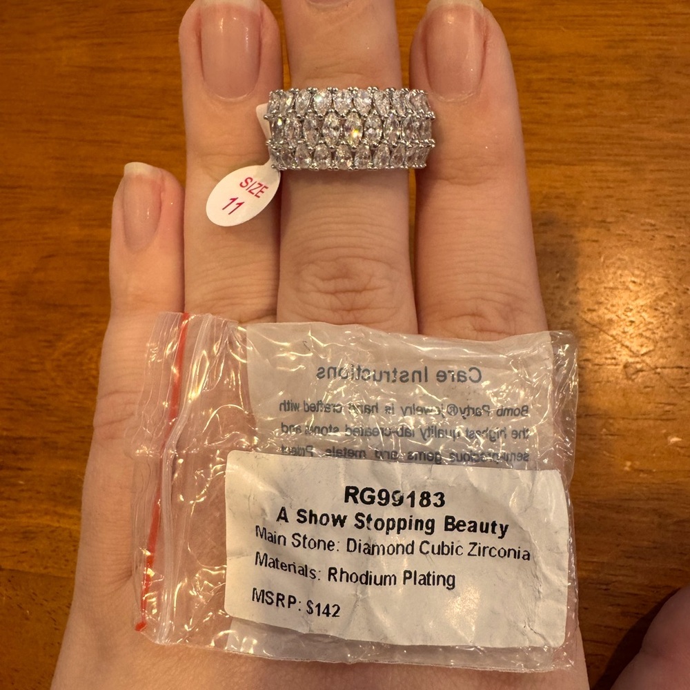 BP size 11 April Birthday Ring